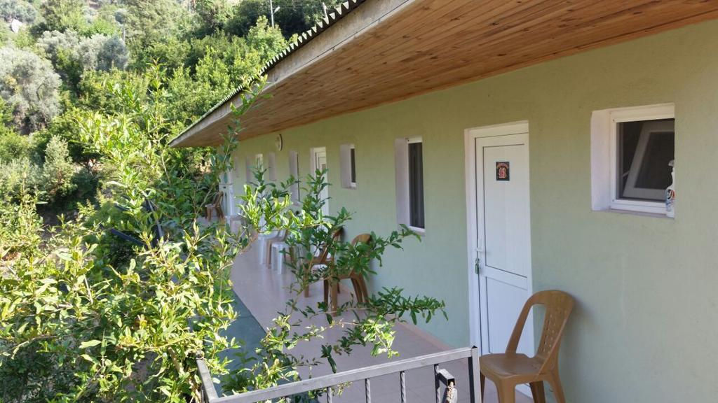 George House Bed and Breakfast Faralya Exterior foto
